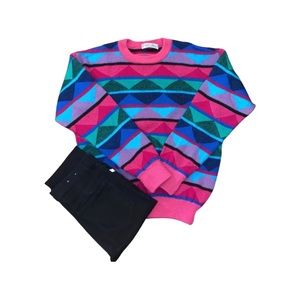 Geometric crewneck